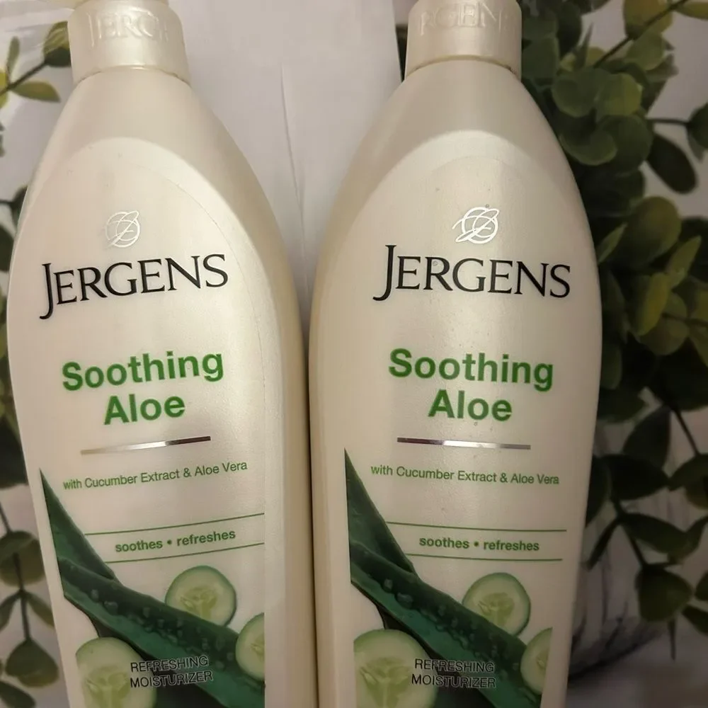 🛍️Jergens Soothing Aloe Moisturizer with cucumber 🥒 Extract and Aloe Vera🔥